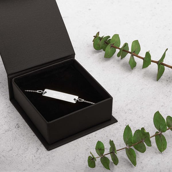 "Writer" Engraved Silver Bar Chain Bracelet